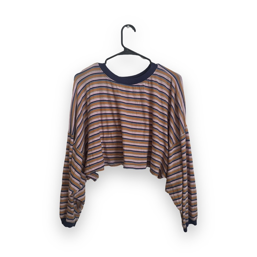 Urban Outfitters / Out From Under long sleeve cropped top